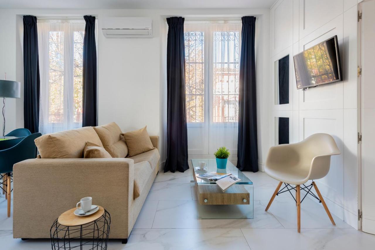 Alohamundi Adriano Apartment Seville Exterior photo
