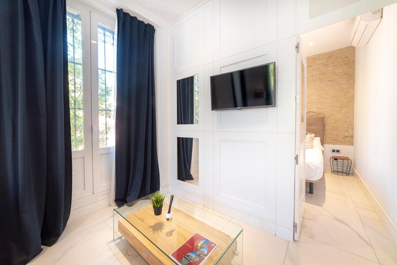 Alohamundi Adriano Apartment Seville Exterior photo